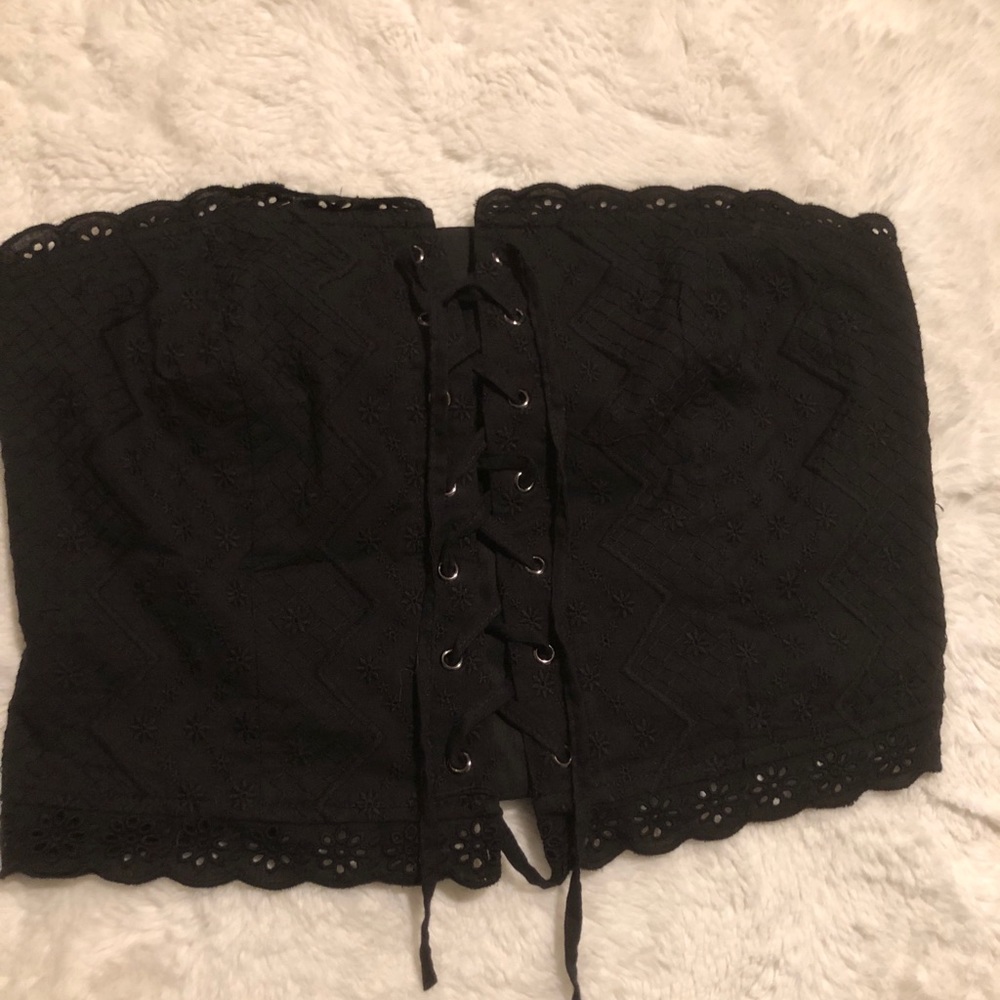 Lace-up Embroidered Tube Top